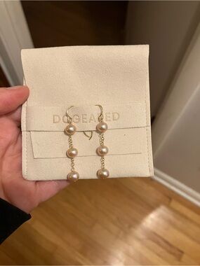Dogeared Gold Chain Drop Earrings with Rose Pearls